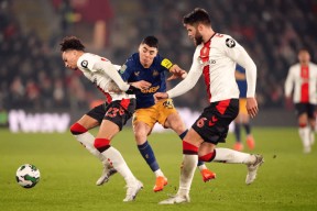 南宫体育网址-关于赛地聚焦：中超国际比赛日热度飙升，阿贾克斯绝杀压哨，赛场秩序良好，阵容厚度经受考验的信息